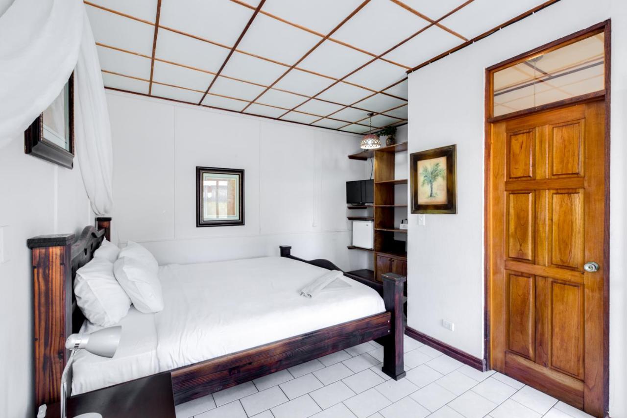 Hotel Poseidon Jacó Εξωτερικό φωτογραφία